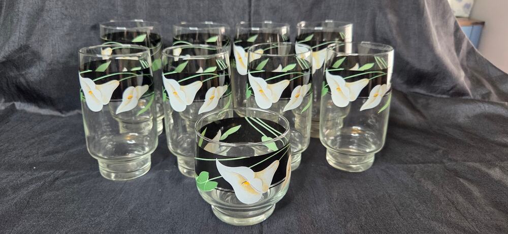 Sanyo Quadrille Glasses Calla Lily